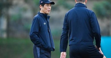 HLV Nishino nổi giận lôi đình vì lộ đội hình thi đấu trước màn tái đấu Việt Nam
