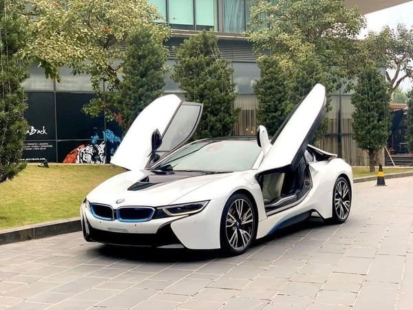 BMW i8 – Siêu xe dưới 10 tỷ tại Việt Nam bán chạy nhất
