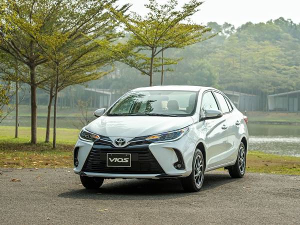 Người tuổi Bính Thìn nên tránh mua xe ô tô màu trắng