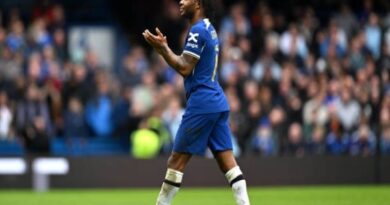 Tin Chelsea: Raheem Sterling dấu chấm hết 100 triệu bảng
