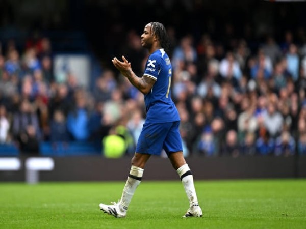 Tin Chelsea: Raheem Sterling dấu chấm hết 100 triệu bảng