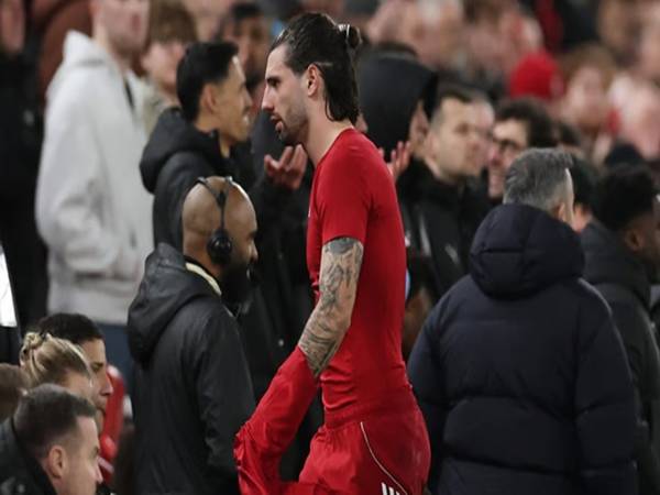 Tin Liverpool: Szoboszlai bị treo giò khiến The Kop chao đảo